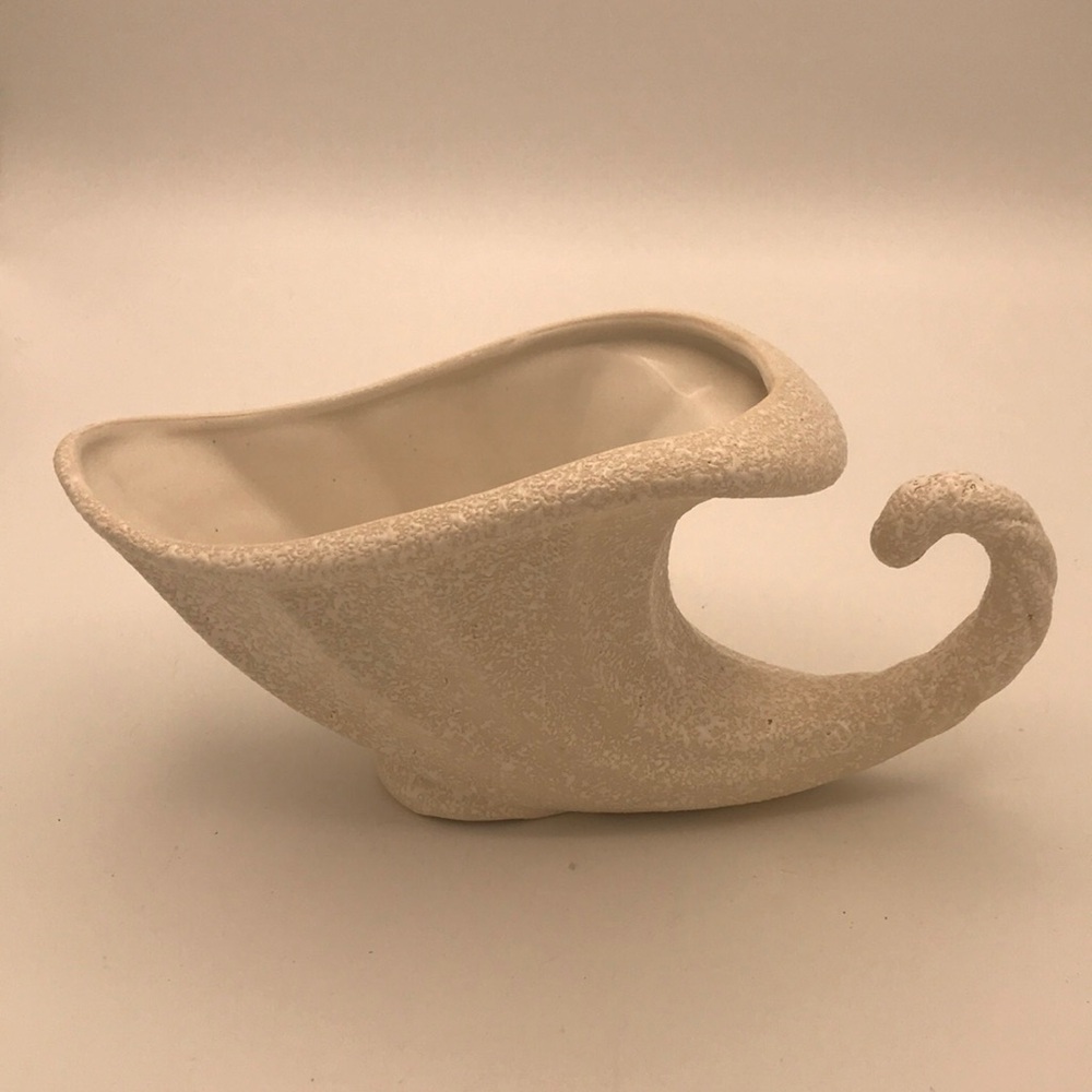 Vintage MCM Cornucopia‎ Pottery Planter Vase